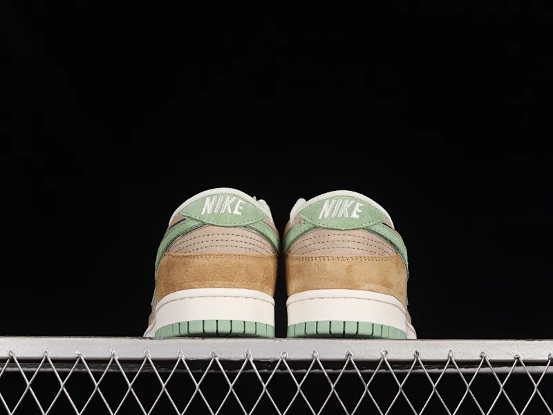 All Categories Nk SB Dunk Series Nk SB Dunk Low Low-top sneakers Otomo Katsuhiro x Nk SB Dunk Low "Steamboy OST" Creative customization collaboration Otomo Katsuhiro co-branded SB low-top sports casual sneakers ST1391-202